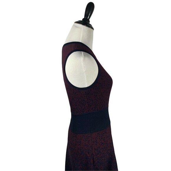 Ann Taylor Women's S Small Fit & Flare Knit Dress Ombre Slimming Sleeveless - Picture 5 of 8